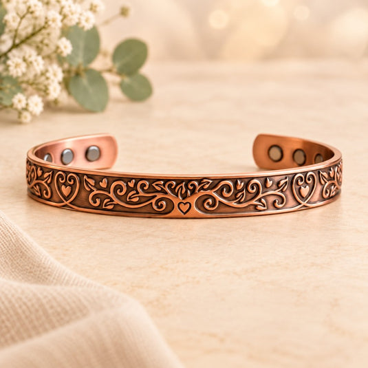 Amorette Heart Vine Magnetic Copper Bracelet